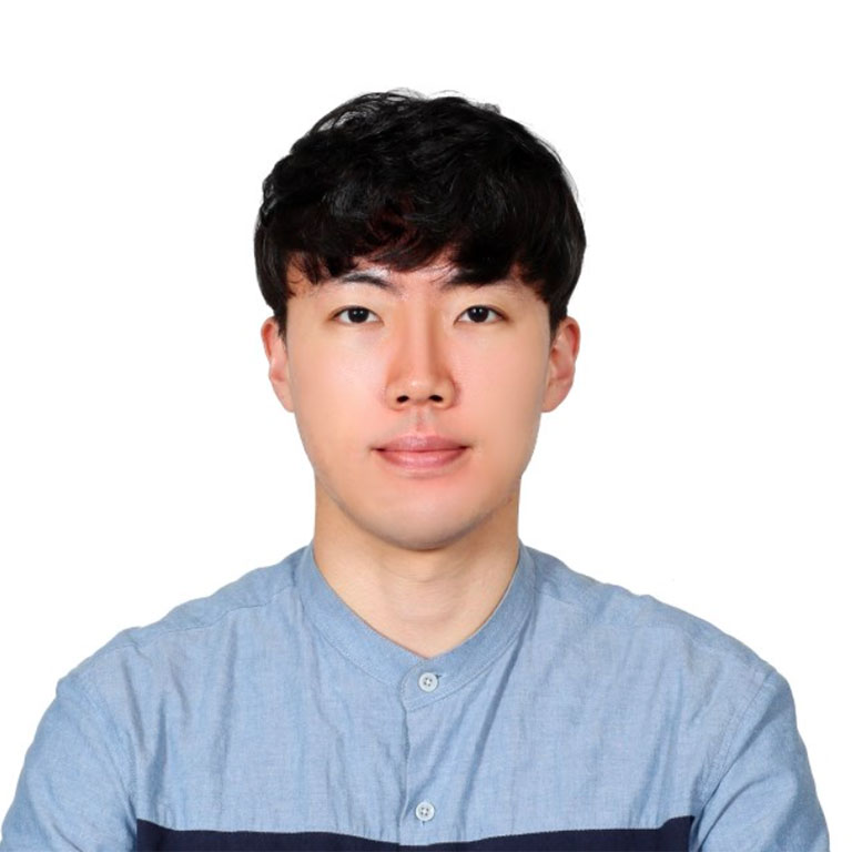 A headshot of Hyunjik Jeong, who wears a blue buttoned shirt and poses against a white background.